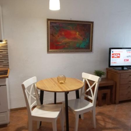 Old Studio Apartment Vilnius Ngoại thất bức ảnh