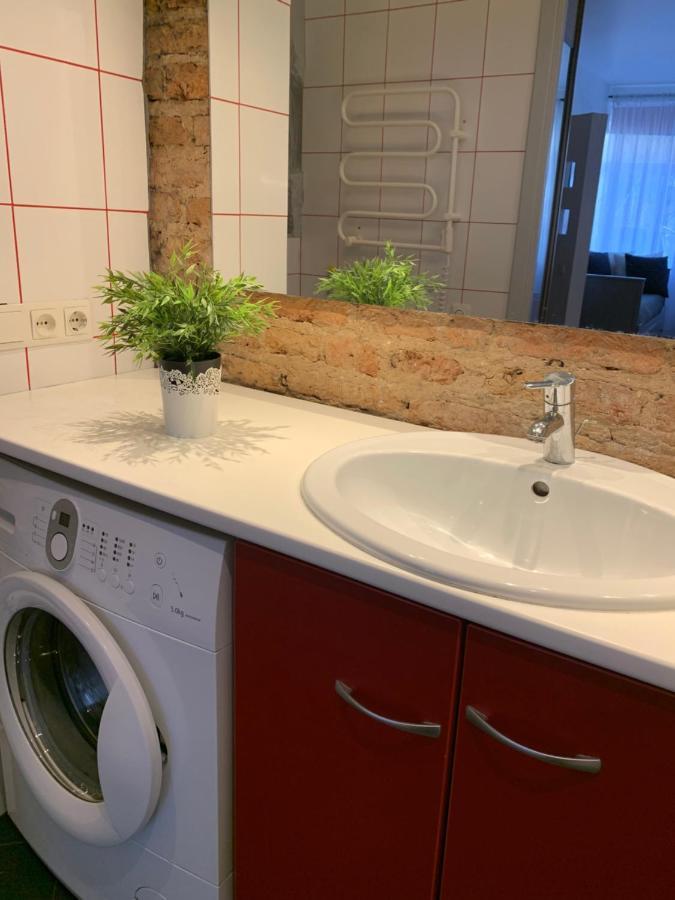 Old Studio Apartment Vilnius Ngoại thất bức ảnh