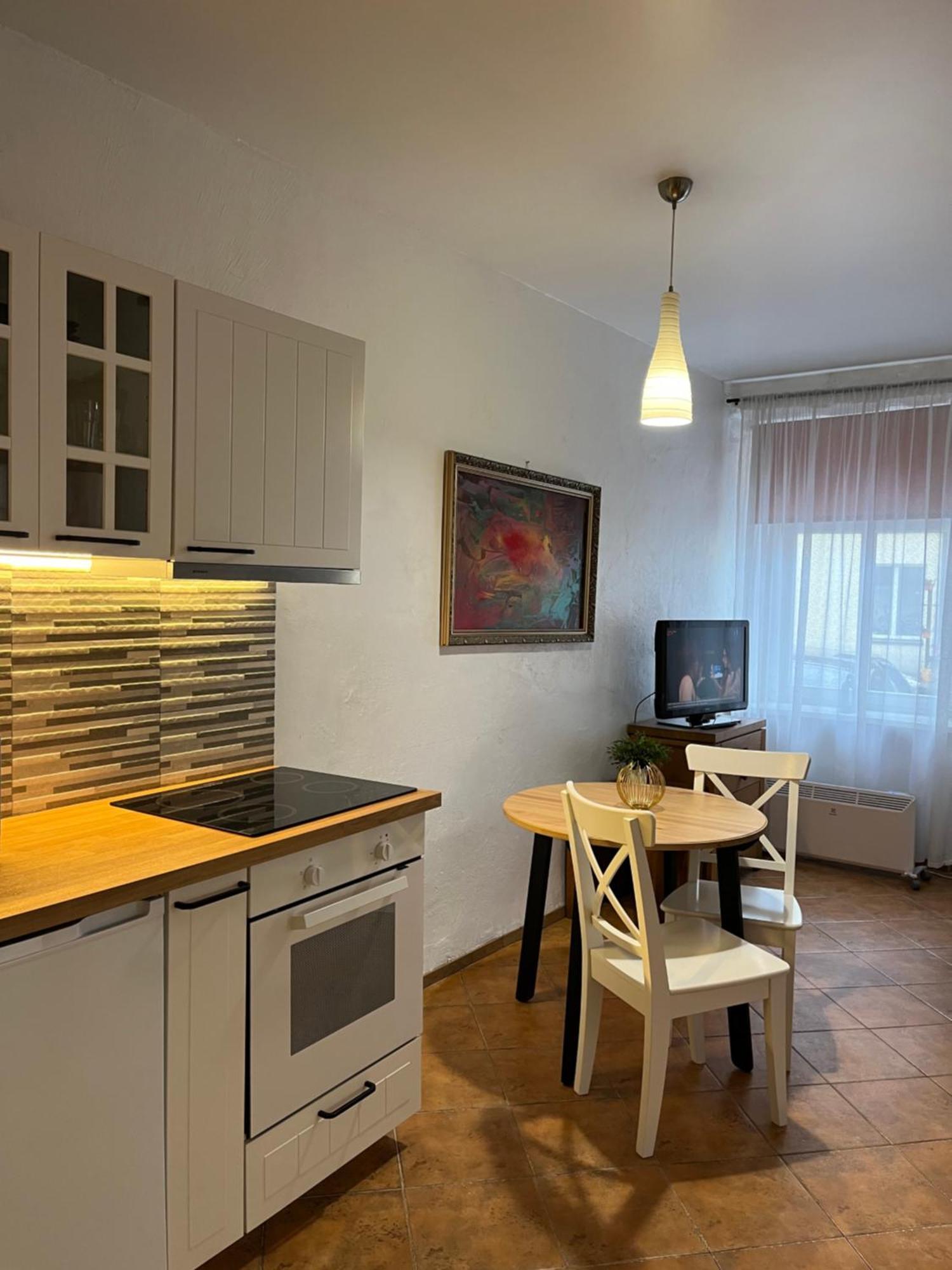 Old Studio Apartment Vilnius Ngoại thất bức ảnh