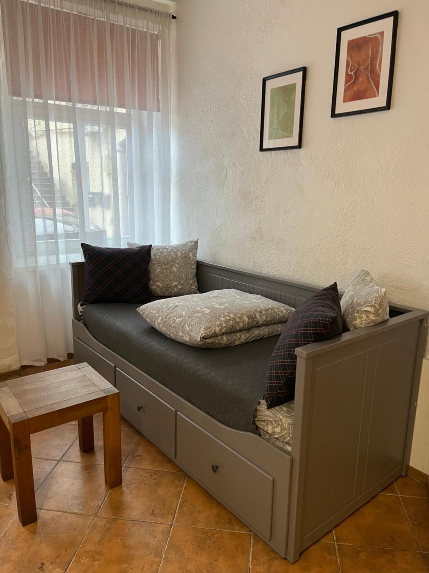 Old Studio Apartment Vilnius Ngoại thất bức ảnh